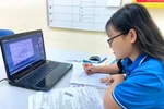 Nhận hỗ trợ ôn thi vào 10 cho con y, bác sĩ chống dịch, nghĩa cử đẹp của thầy cô