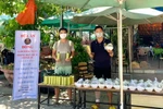 Dành cả thanh xuân cho từ thiện, thầy giáo nỗ lực để 'bếp ăn 0 đồng' luôn đỏ lửa