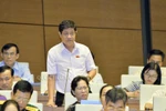 Đại biểu tiếp tục hỏi Phó Thủ tướng Vũ Đức Đam về triết lý giáo dục Việt Nam