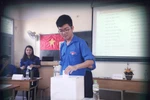 Chàng thủ khoa biết 4 ngoại ngữ và quan niệm về công việc tốt nhất