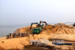 Yêu cầu chấn chỉnh hoạt động khai thác cát tại hồ Dầu Tiếng