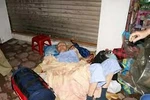 Đau đớn những phận già bị con tát tới tấp, dìm xuống ao, đẩy ra đường