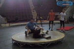 Video: Những pha ngã gây sốc của diễn viên xiếc Việt Nam (P1)