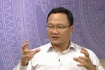 Đề xuất tịch thu xe máy đi vào đường cao tốc: Không vì tiền thì vì cái gì? 