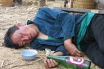 Say rượu gặp mù chữ