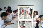 Con thi trượt, cha mẹ ứng xử thế nào cho đúng?