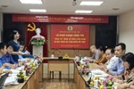 "Sáng tác tranh cổ động chào mừng 90 năm thành lập Công đoàn Việt Nam"