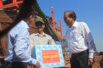 Phó Thủ tướng Trương Hòa Bình thăm ngư dân Quảng Bình