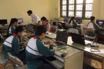 Xin cô, đừng cho con tôi vào đội tuyển!