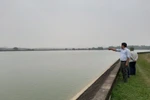 Công ty cấp nước cho hàng nghìn phụ huynh, học sinh nói gì về dòng kênh bẩn?