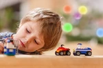 Cần có biện pháp cụ thể quan tâm đến trẻ tự kỷ