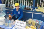 Chùm ảnh: Vẻ đẹp áo xanh trong kỳ thi quốc gia