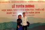 Nam sinh dân tộc Pu Péo vượt sơn nguyên đi học chữ nuôi ước mơ làm thầy
