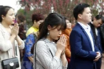 Đầu Xuân bàn chuyện trang phục đi lễ xưa và nay