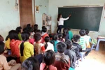“Bông hoa khuyết của núi” trong lớp học nghèo miền cao nguyên