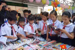 Tưng bừng ngày hội đọc sách, kiểu làm “ăn xổi” có bền không?