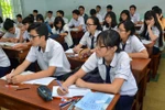 Đừng bàn luận về tên gọi “phí” và “giá” nữa, hãy bàn về chất lượng giáo dục