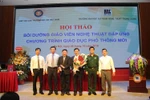 Những giải pháp nâng cao chất lượng bồi dưỡng giáo viên nghệ thuật 