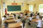 Thưa Giáo sư Nguyễn Minh Thuyết, học sinh đang quá tải vì lịch học kín cả tuần 