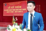 Ngưỡng mộ tài năng và thành tích của thầy giáo trẻ ở Điện Biên 