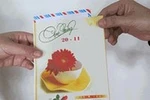 Hôm nay, nên tặng thầy cô quà gì?