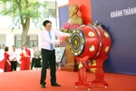 Phó Thủ tướng vui hội khai trường trên 'quê hương năm tấn'