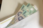 Đối tượng nào hay đi quà, phong bì trong dịp Tết?