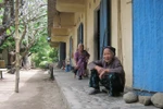 Làng phong miền chân sóng