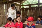 Giáo viên miền núi mòn mỏi được thuyên chuyển về đồng bằng