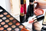 Tăng tuổi thọ mỹ phẩm để bảo vệ sức khoẻ