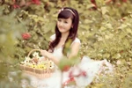 Cơn sốt "Thiên sứ 9X": Xinh như nàng Bạch Tuyết giữa rừng hoa