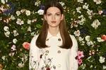 Gucci "thả" người đẹp giữa vườn hoa xuân 