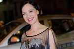 Ngây người trước nhan sắc không tuổi của Lê Khanh