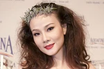 Đẹp ma mị như những đôi mắt mèo của sao Việt