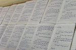 Học sinh lớp 1 Bản Xàn, Trường Tiểu học Hữu Khuông, huyện Tương Dương (Ảnh Phòng Giáo dục cung cấp)