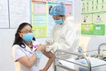 Rà soát, đẩy nhanh tiến độ tiêm vaccine phòng COVID mũi 3 cho người từ 18 tuổi