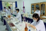 Nhiều trường đang thiếu trang thiết bị khiến thầy trò phải dạy chay, học chay