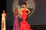 Thu Hương giành ngôi Á hậu 2 Mrs World 2011
