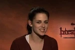 Kristen Stewart nói với Mai Phương Thúy: "Xin chào Việt Nam"