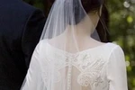 Giả vờ cưới để được thử váy của "nàng Bella"