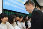 Học bổng Microsoft YouthSpark cho nữ sinh ngành Khoa học máy tính
