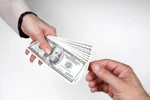 Những sai lầm “vụn vặt”: Chính sách tiền tệ