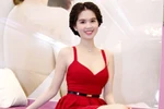 Ngọc Trinh nõn nà váy đỏ