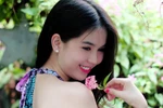 Sau đợt nhập viện vì khí lạnh Hà Nội: Ngọc Trinh lại khoe lưng trần
