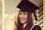  Hà Tăng vừa tốt nghiệp đại học 