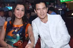 Kỳ Duyên nắm tay bạn trai chốn đông người