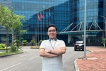 Nhận tin đạt học bổng thạc sĩ Bộ Ngoại giao Pháp lúc nửa đêm, nam sinh HN vỡ òa