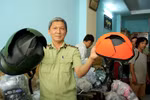 Trong 1 tháng xử phạt gần 900 cơ sở kinh doanh mũ bảo hiểm vi phạm