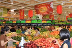Mùng 3 Tết, siêu thị tấp nập khách mua hàng giảm giá