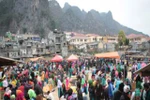 Chợ phiên Đồng Văn mê hoặc du khách